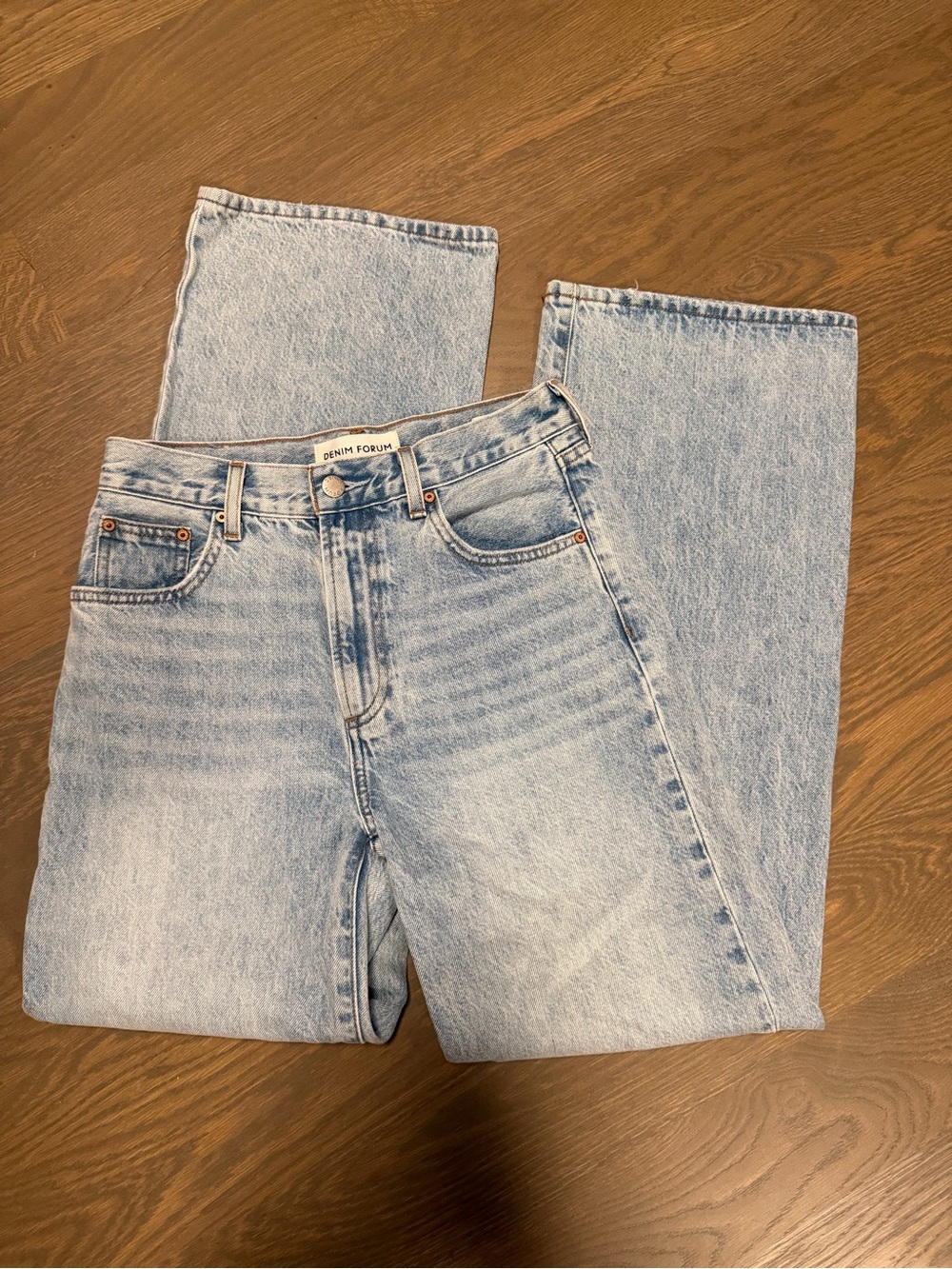 Women’s Denim Forum Light Blue Straight Jeans